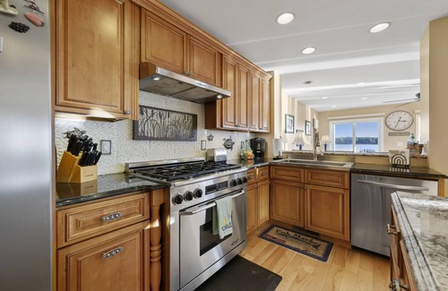 Piney Island House | All Decked Out on Chincoteague Island!