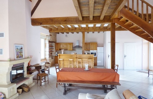 Salagnac Cottage | All houses Salagnac pool. Ideal large family group of friends.
