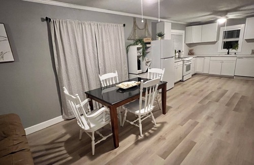 Ashdown House | All New APRIL 2024. Jettedtub, Sorry no pets or smoking. Downtown Ashdown AR