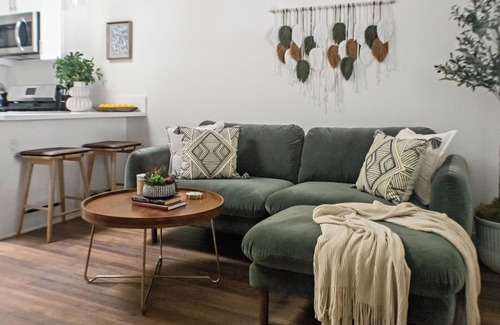 Willmore Apartment | All New Apt Mins Beach, Downtown & Convention Ctr