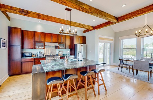 Waterbury Center Apartment | All-season escape in a vintage farmhouse with updated interior & on-site hot tub