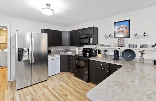 Marion House | All Things Marion-Pet Friendly-Fenced Yard
