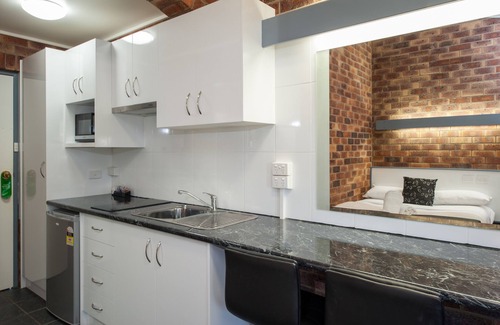Kearneys Spring Hotel | Allan Cunningham Motel