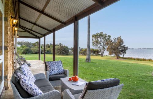 Dawesville House | Allandale I Private Properties