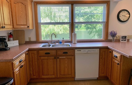 Franklin House | Allegheny River Retreat-Spectacular river views!