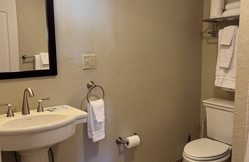 Tombstone Hotel | Allen Street Inn