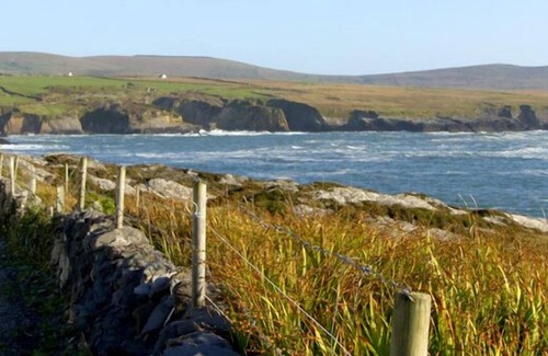 Allihies Cottage | ALLIHIES LODGE, family friendly in Allihies, County Cork