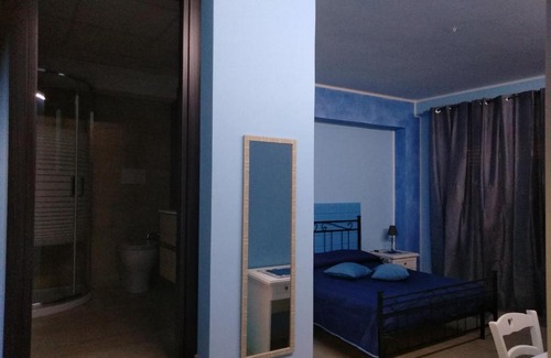 Soriano nel Cimino Apartment | ALLOGGIO BLU nel CUORE DI SORIANO