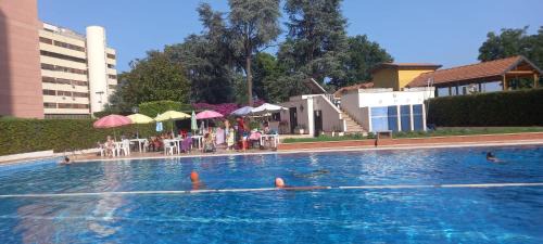 Quartiere XX Ardeatino Apartment | Alloggio per uso Turistico Falcocchio Massimo