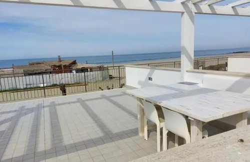 Focene Apartment | Alloggio turistico vista mare
