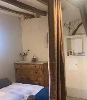 Sant Joan les Fonts Apartment | Allotjament Rural Mas Gingi