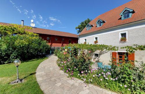 Dunaalmas House | Almási Öregmalom