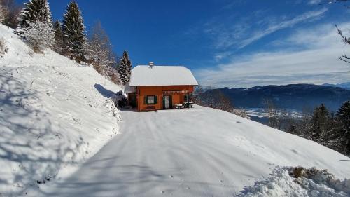 Bodensdorf Ski Chalet | Almchalet Orter