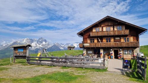 Mortschach Hotel | Almgasthaus Glocknerblick