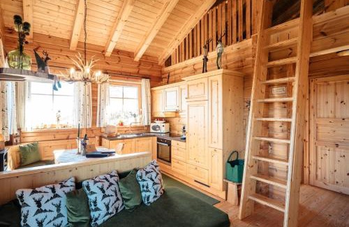 Bad Sankt Leonhard im Lavanttal House | Almhütten Skorianz- Die Grüne Hirschhütte