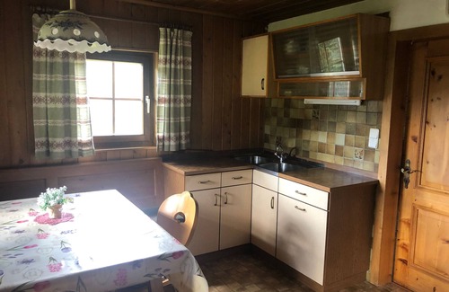 Ausservillgraten Cabin | Almhütte Lanzer Obheimat - vacation home/alpine hut with 2 double rooms