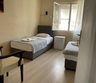 Ayvalik City Center House | Almina Kantarcı Pansiyon