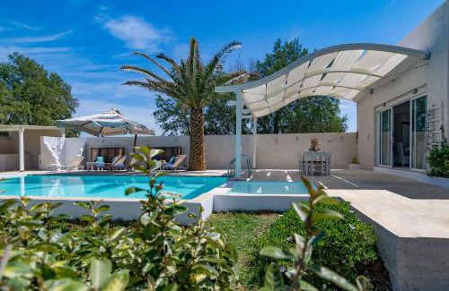 Pigianos Kampos Villa | Almirikia