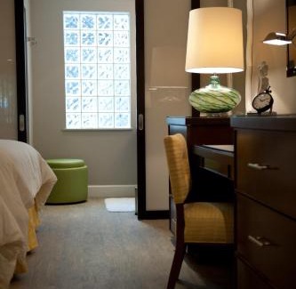 Old Town Hotel | Almond Tree Inn - Adults Only