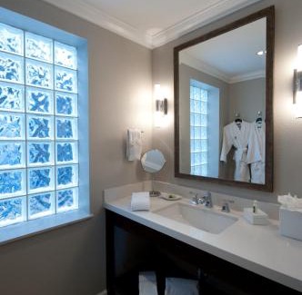 Old Town Hotel | Almond Tree Inn - Adults Only