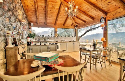 Arachova Apartment | AlmondHouse Suites with Fireplace - ADULTS ONLY