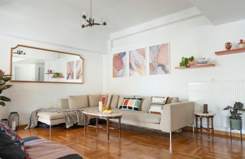 Kypseli Apartment | Almost A Penthouse But Better W Acropolis Glimpse