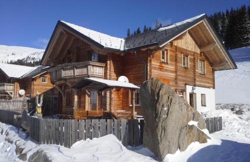 Lachtal Ski Chalet | Almrauschhütte Markus