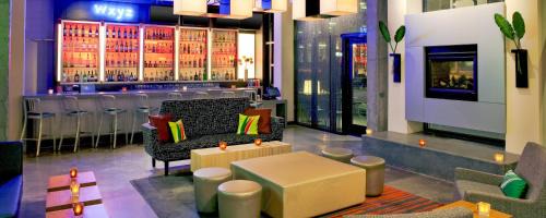 Greenbrier East Hotel | Aloft Chesapeake