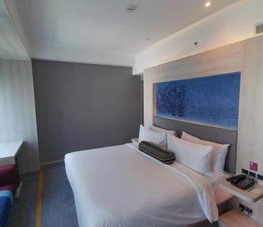 Kebon Sirih Hotel | Aloft Jakarta Wahid Hasyim