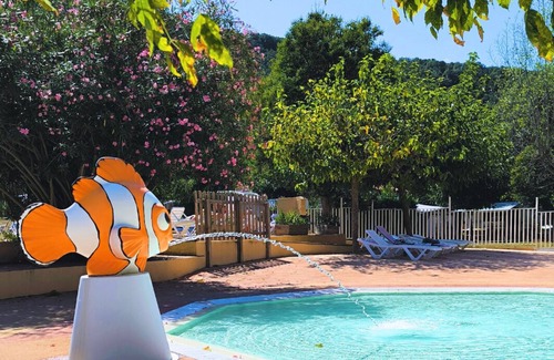 Reynes House | Aloha camping club. Dream vacation, heated pool, entertainment, catering.