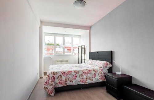 Ciudad Lineal Apartment | Alojamiento elegante y bien comunicado de corta duración no turístico