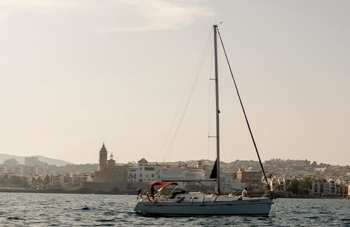 Vallpineda Boat Rental | Alojamiento en Sitges, con opción a Tour de Navegación