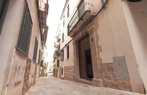 Jaen Apartment | Alojamiento Los naranjos con Piscina y Parking gratuito