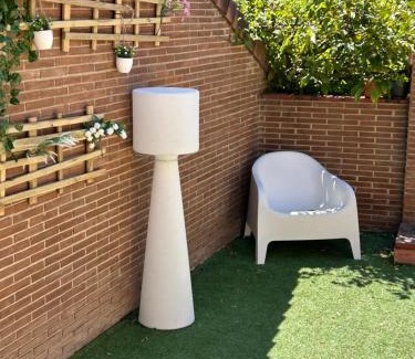 Burgos Apartment | Alojamientos Castellana Jardín 1 y 2 PARKING Y PISCINA GRATIS!