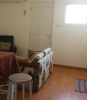 Kfar Vradim Bed & Breakfast | Alona
