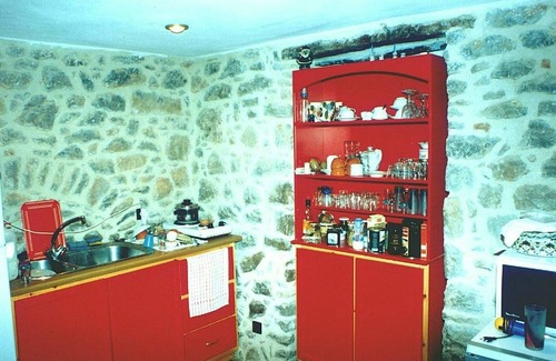 Avgonyma Apartment | Alona Stone House I self -catering apartment