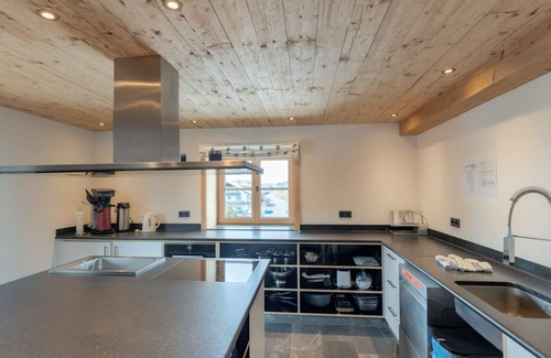 Riezlern Ski Chalet | Alpen Select Lodge for 16-24 People