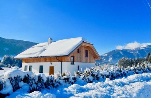 Mariapfarr Ski Chalet | AlpenChalet Mitterberg