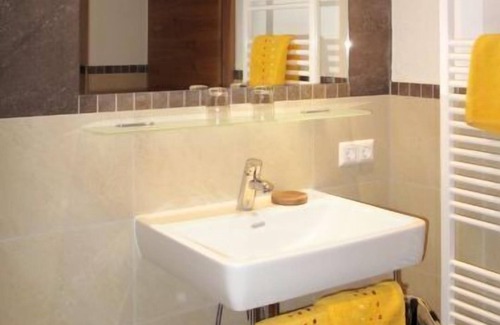 Fendels Apartment | Alpenherz by Interhome