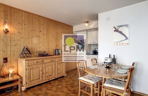 Leysin Apartment | Alpha A29 Charming small apartment (43m2) with a splendid view on the mountains, quiet, comfortable