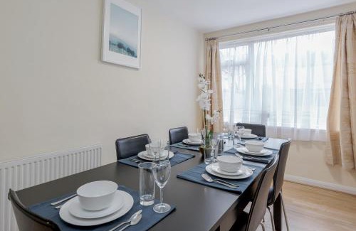 Barking Apartment | Alphalite Homes