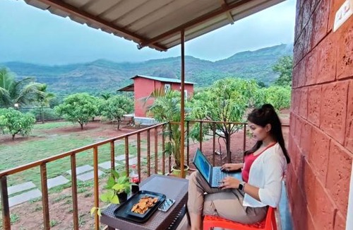 Paud Bed & Breakfast | Alphanso Nature Resort By MH Campers