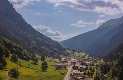 Klosterle Apartment | Alpin Chalet Kern