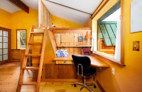 Alyeska House | Alpina Cabin