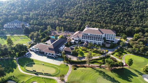 Huai Yap Resort | Alpine Golf Resort Chiang Mai