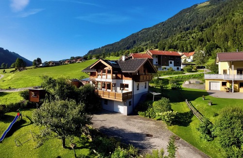 Feld am See Ski Chalet | Alpine Haven for Large Groups