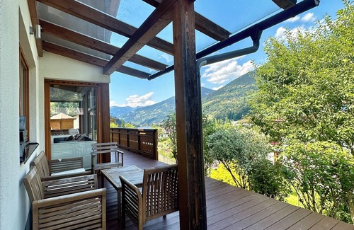 Feld am See Ski Chalet | Alpine Haven for Large Groups