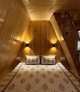 Shangarh House | Alpine Lodge And Stays