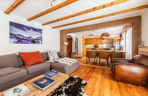 La Punt-Chamues-ch Apartment | Alpine Ski apartment close to Corviglia, St Moritz