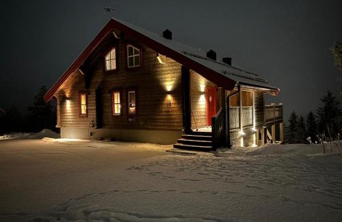 Jarvso Apartment | Alpstigen 10B - Newly built sports cottage with lovely views (lower apt)